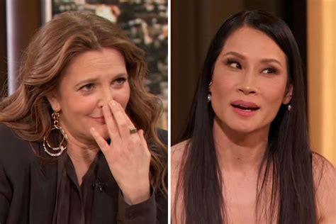 Lucy Liu Reveals She Has Nude Photos of Drew Barrymore From。